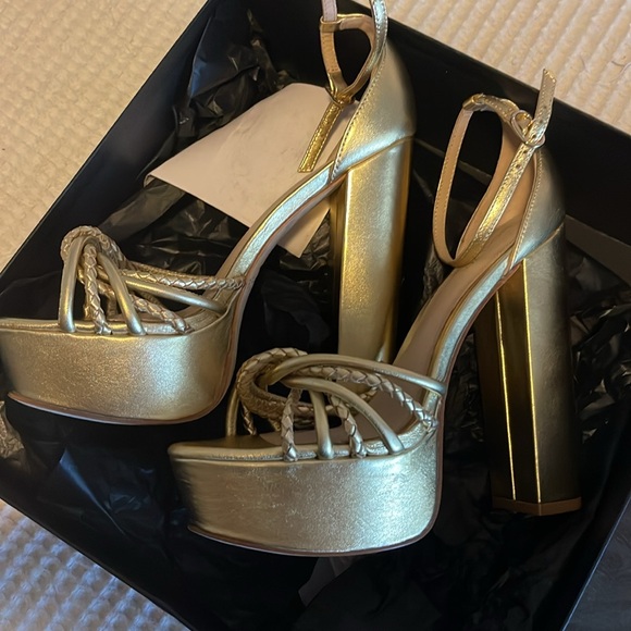 Lightly used Rachel Zoe Kinsley Platform Sandal - Picture 11 of 12